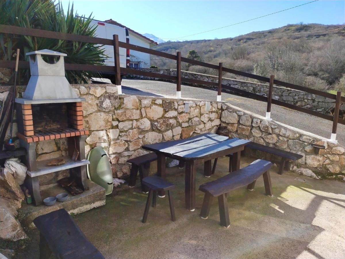 Casa Rural La Yaya Ortiguero Zewnętrze zdjęcie
